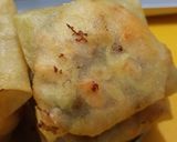 Foto langkah ke 6 dari resep 27. Salmon Pocket a.k.a. Martabak Salmon.