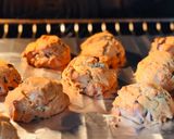 Hình bước làm 5 của món 💚 Bánh Cookies Hạt Thông Chocolate Đen