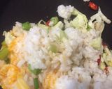 Foto langkah ke 2 dari resep Nasi goreng teri.
