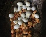 Foto langkah ke 4 dari resep Tahu Telor Puyuh Balado.