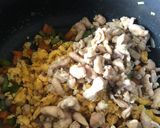 A picture of step 9 of Mixed fried rice.