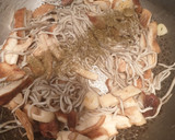 Foto del paso 1 de la receta: Vermicelli con gambas, gulas y setas shiitake