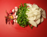 Foto del paso 3 de la receta: Salsa infierno con encurtidos