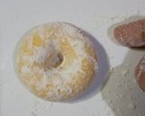 Foto langkah ke 15 dari resep Donat Labu Kuning Super Lembut Tanpa Degasing.