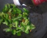 Foto langkah ke 4 dari resep Tumis Brokoli Bawang Putih.