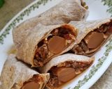 A picture of step 3 of Sloppy Joe Dog Burritos.