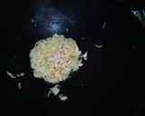 Foto langkah ke 4 dari resep Mie Kuah Susu.