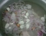Foto langkah ke 3 dari resep Sayur Bening Oyong dengan Temu Kunci.