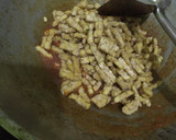 Foto langkah ke 5 dari resep Orek tempe basah bumbu gula asem.