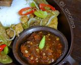 Foto langkah ke 3 dari resep Set Menu Makan Siang (Daging + Nasi + Oseng + Sambal).