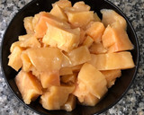 Foto del paso 1 de la receta: Pollo a la miel con almendras