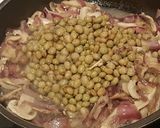 Foto del paso 5 de la receta: Calamarcitos encebollados con Gandules verdes y Setas