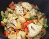 Tejszínes zöldséges krémleves pirított chorizóval gluténmentesen recept fázis 1 fotója