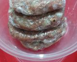 Foto langkah ke 3 dari resep Crabby Patty / daging isi burger.