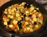 Une image de l'étape 13 de Aubergines, carottes et ciboules au lard et curry.