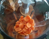 Foto del paso 1 de la receta: Bizcocho de zanahoria 🥕