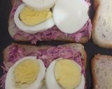 A picture of step 3 of Boiled egg sandwich.