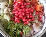 मूंग स्प्राउट सलाद Moong Sprouts Salad रेसिपी चरण 2 फोटो