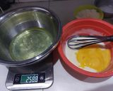 Foto langkah ke 4 dari resep Keto Cheesy Chiffon Cake Sugar & Gluten Free #Ketopad.