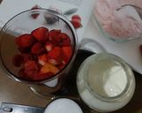 Foto langkah ke 1 dari resep Strawberry ice cream #ketofriendly.