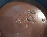 Foto del paso 6 de la receta: Tarta 3 chocolates con base de galleta y turrón 🍫🥄🍫