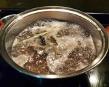 Foto langkah ke 2 dari resep Kerang Darah Masak Saos Tiram.