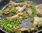 Foto del paso 5 de la receta: Arroz integral de verduras y langostinos
