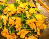 Foto del paso 5 de la receta: Easy Combinación de Huevo & Garlic Chives (Nira-tama) ニラ玉