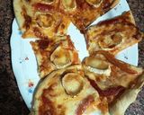 Foto del paso 3 de la receta: Pizza de Queso de cabra y pimientos asados