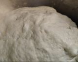 A picture of step 1 of Paneer and onion pizza.