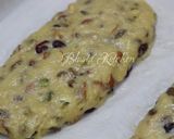 Hình bước làm 3 của món Biscotti vị hạnh nhân, cranberry, hạt dẻ cười