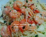 Foto langkah ke 4 dari resep Shrimp spaghetti aglio olio.