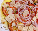 Foto del paso 4 de la receta: Carpaccio de tomate con cebolla morada encurtida