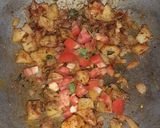 A picture of step 2 of Aloo Capsicum.