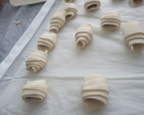 Foto del paso 2 de la receta: Mini croissants de chocolate (AirFryer)