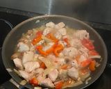 Foto langkah ke 4 dari resep Kari Ayam Simpel & Cepat.