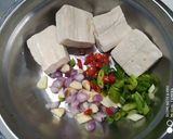 Foto langkah ke 2 dari resep Botok Tahu Telur Asin.