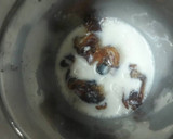 A picture of step 3 of Dates shake.