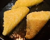 Foto langkah ke 15 dari resep Roti Goreng Sosis Rogut Keju.