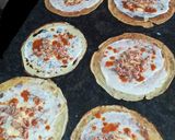 Une image de l'étape 1 de Crêpes salées au thon.
