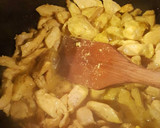 Foto del paso 3 de la receta: Fettuccini con pollo, en salsa de queso crema y parmesano
