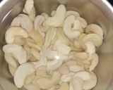 A picture of step 1 of Kaju currey (Jain).
