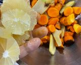 Foto langkah ke 1 dari resep Wellness Shot (Kunyit Jahe Lemon).