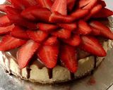 A picture of step 8 of Cheese Cake shots.