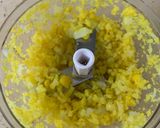 A picture of step 1 of Keto Upma.