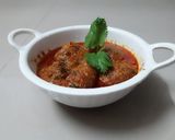 A picture of step 3 of Kashmiri dum aloo.