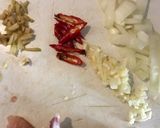 Foto langkah ke 1 dari resep Tumis Ayam Saus Madu.