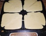 A picture of step 5 of Mini Vanilla Cake.