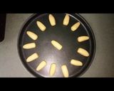 A picture of step 5 of Chocolatey Mushroom cookies.