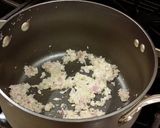A picture of step 5 of Roasted Poblano Cream Sauce.